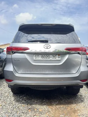 Toyota Fortuner 2020 Silver