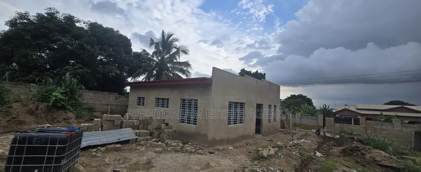 3 Bedroom House on a 45x130 Ft at Esereso Feyiase