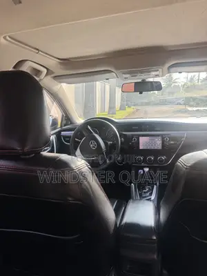 Toyota Corolla 2017 White