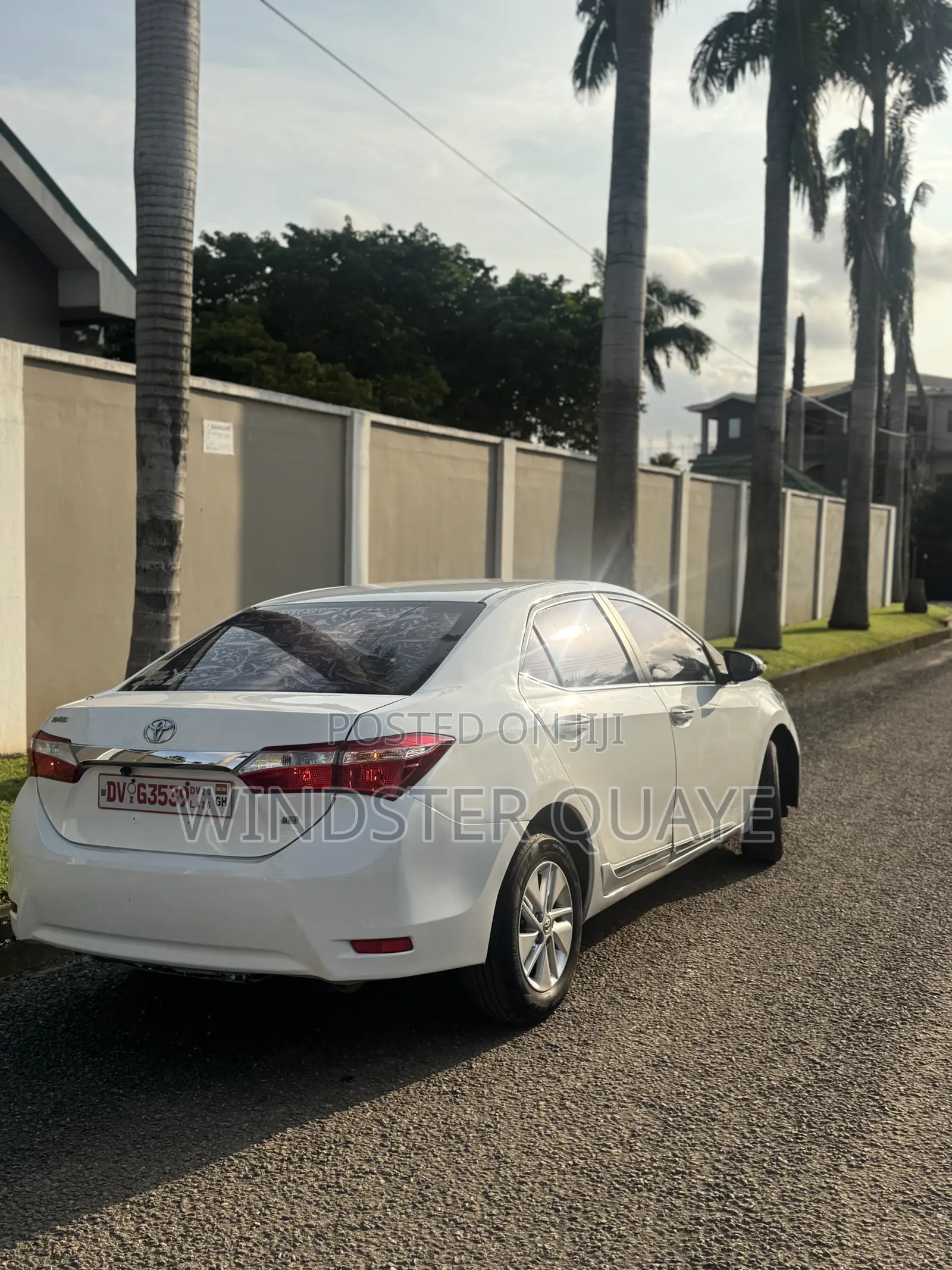 Toyota Corolla 2017 White