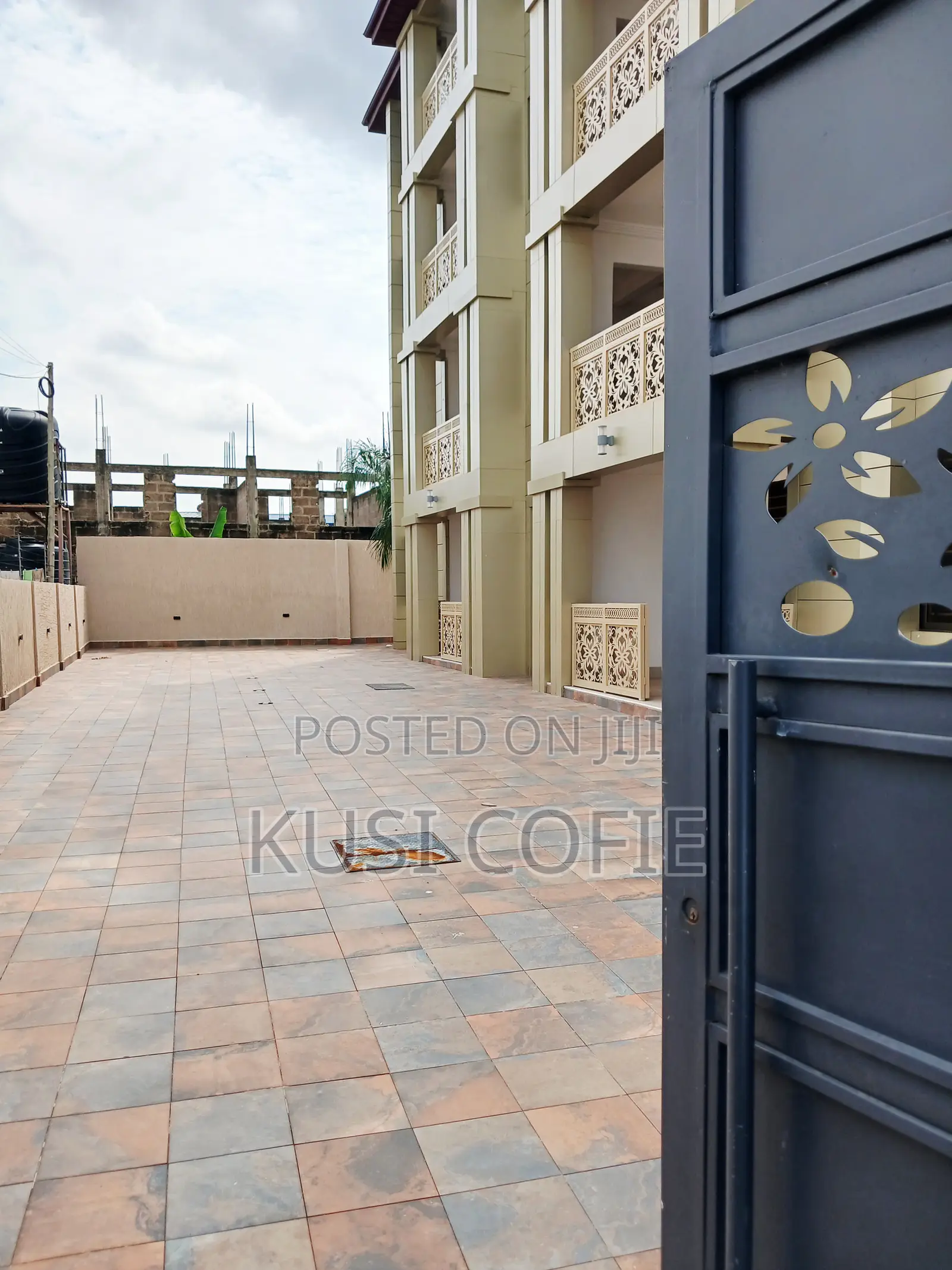 2bdrm Apartment in Papao for rent