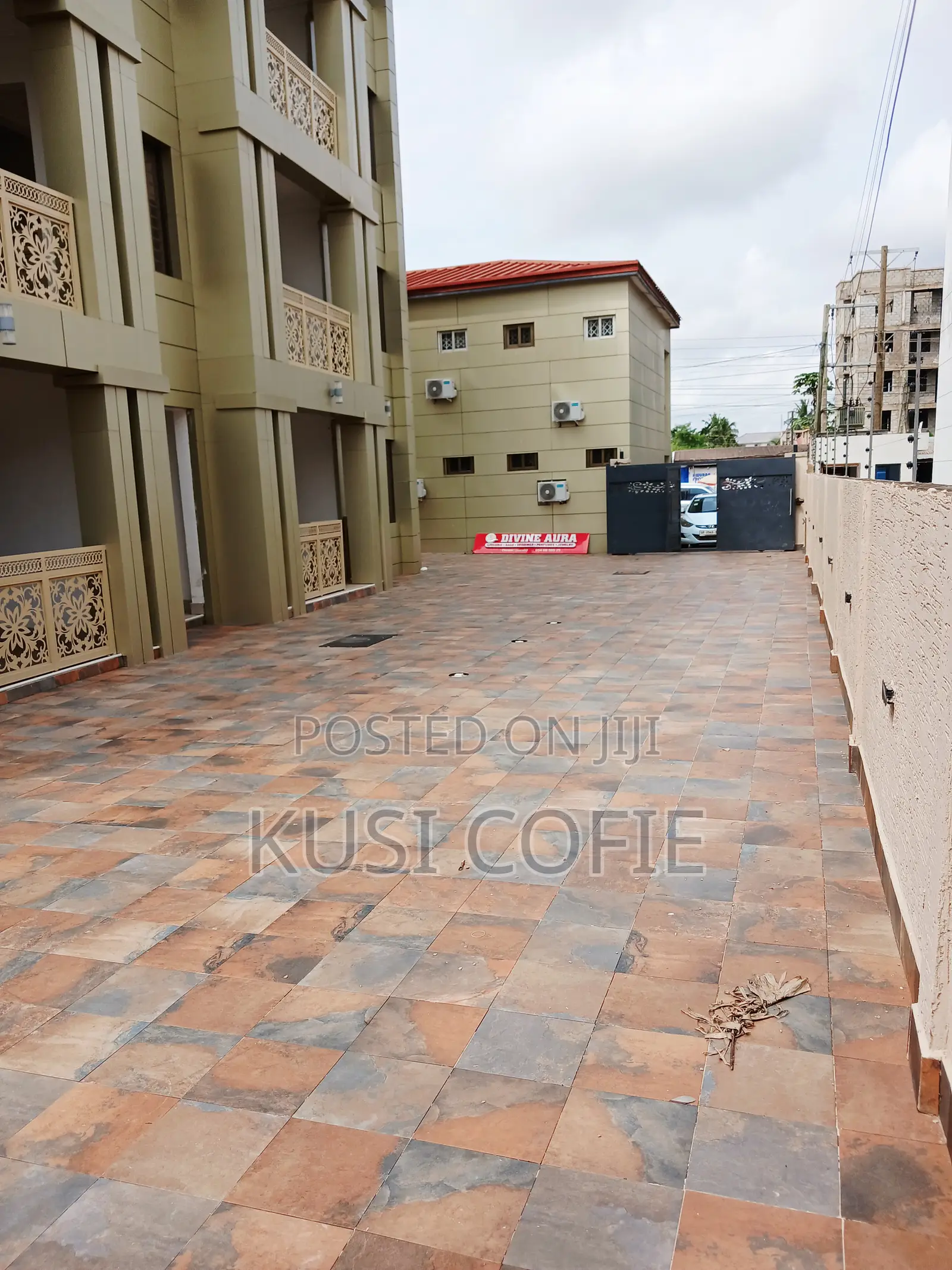 2bdrm Apartment in Papao for rent