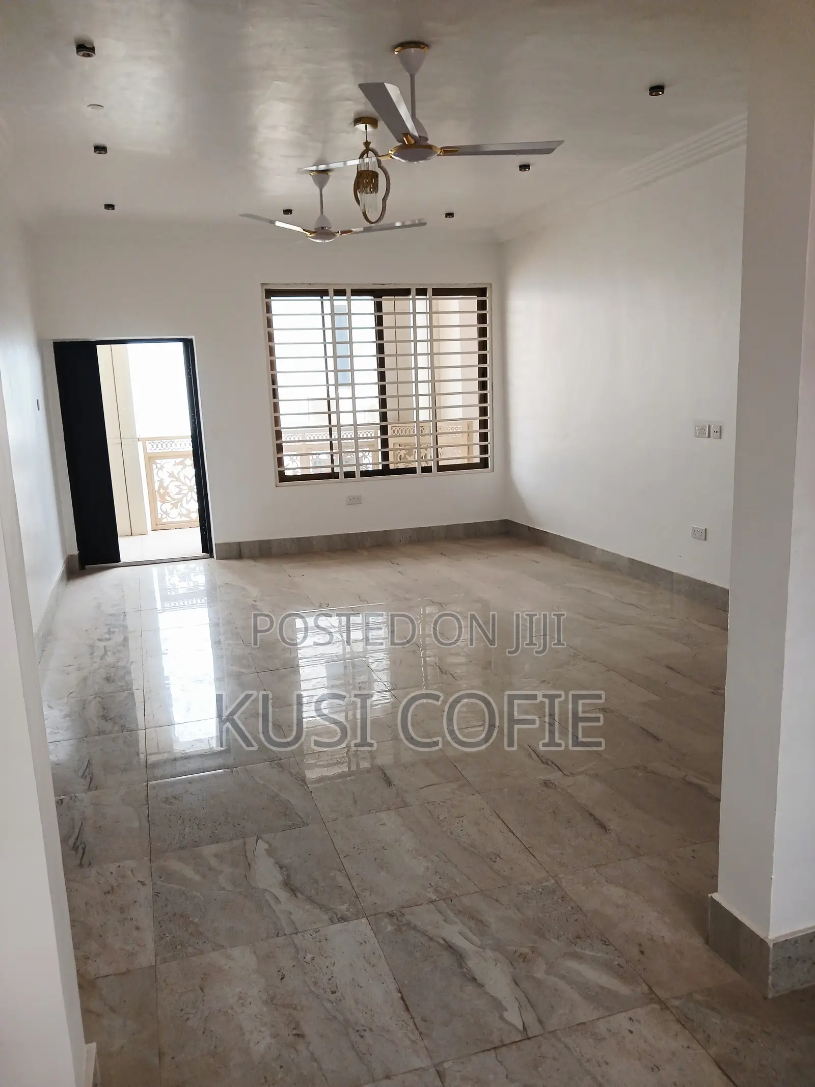 2bdrm Apartment in Papao for rent