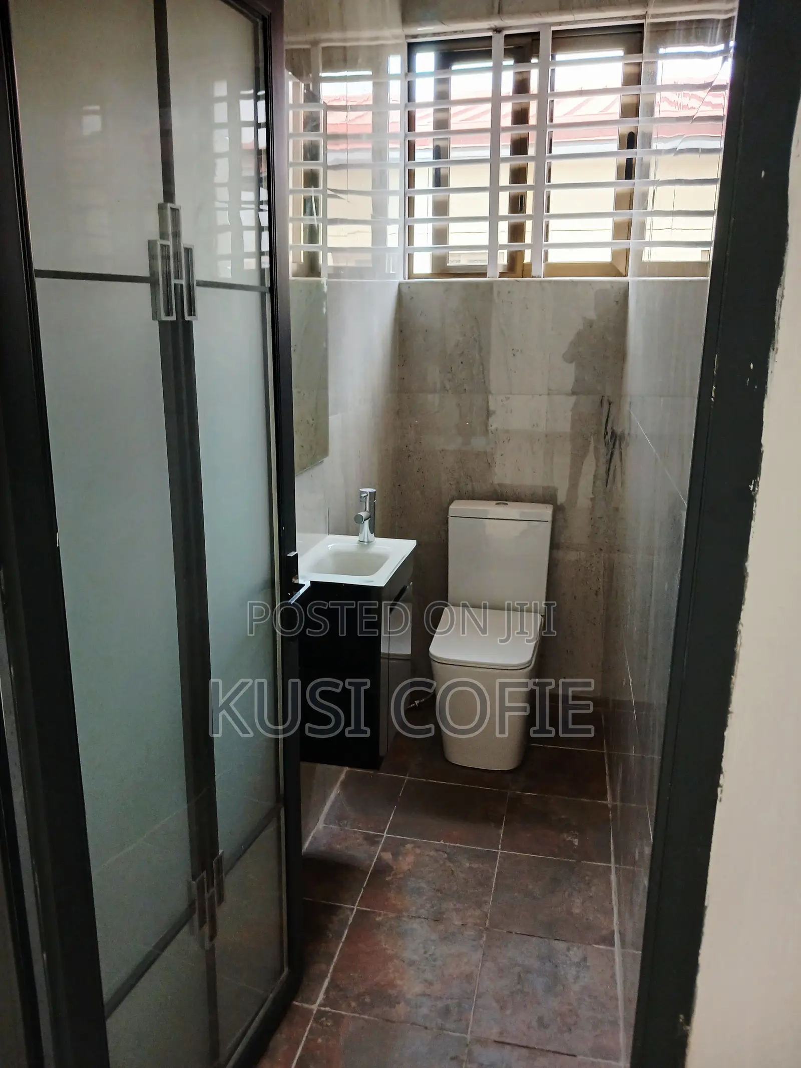 2bdrm Apartment in Papao for rent