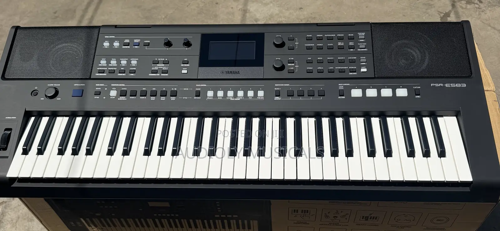 Yamaha PSR E” 583 New Edition Keyboard
