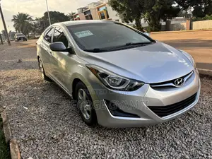 Hyundai Elantra Limited 4dr Sedan (1.8L 4cyl 6A) 2015 Silver