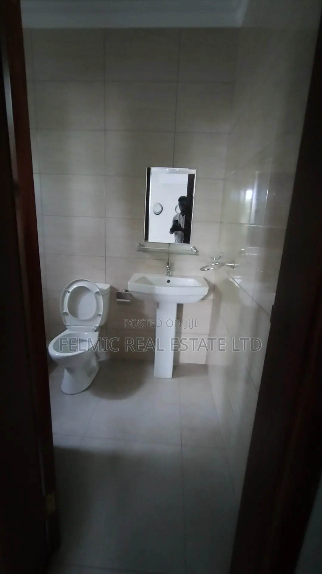 2bdrm Apartment in Felmic Real Estate, Ofankor for rent
