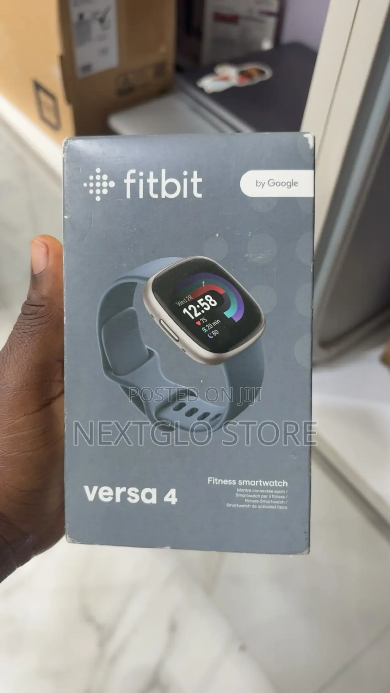 Fitbit Versa 4