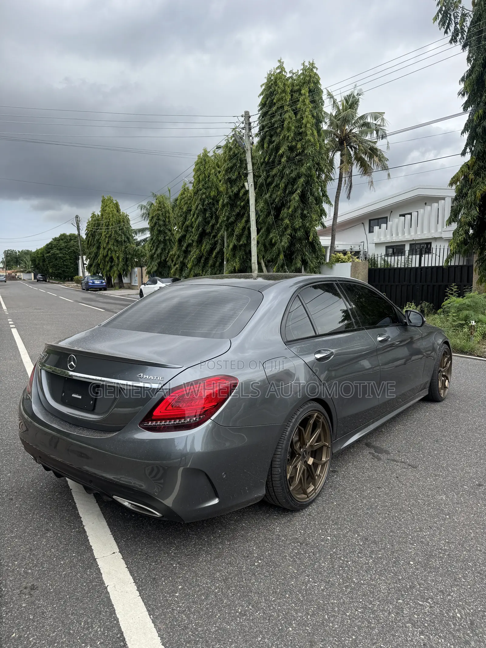 Mercedes-Benz C300 2020 Gray