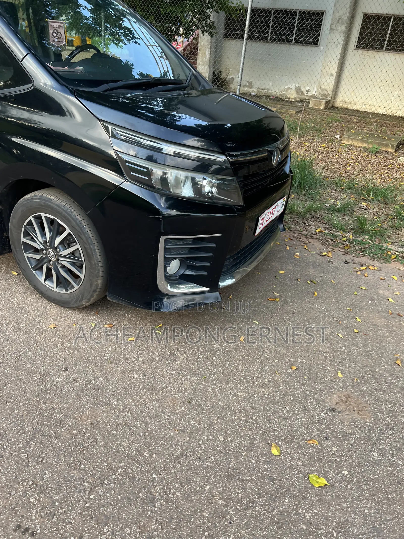 Toyota Voxy 2016 Black