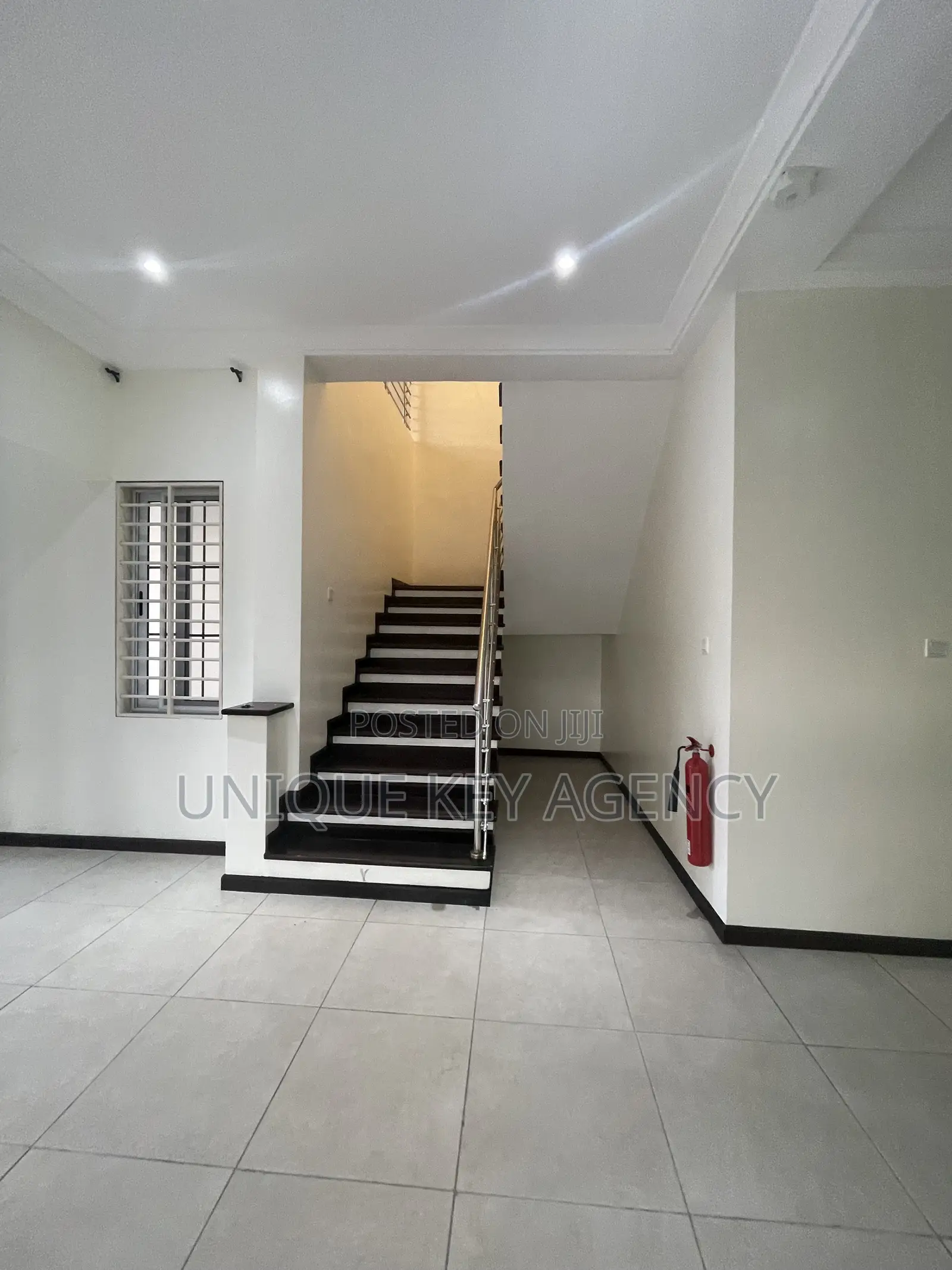 3bdrm House in Unique Key Agency, East Legon for rent