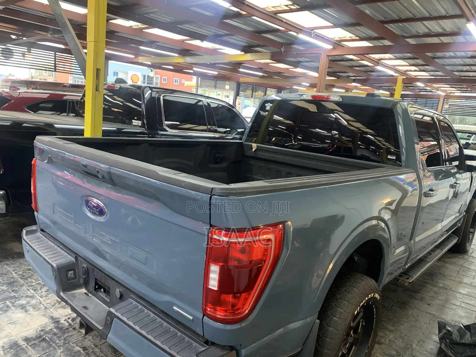 Ford F-150 2023 Blue