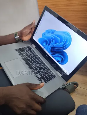 Laptop Dell Inspiron 15 8GB Intel Core i7 HDD+SSD 512GB