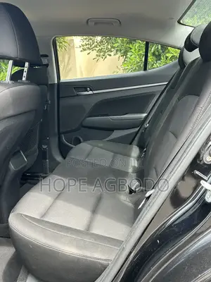 Hyundai Elantra SEL 2018 Black
