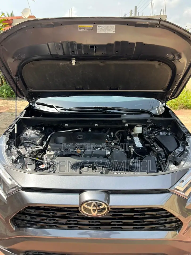 Toyota RAV4 XLE AWD 2023 Black
