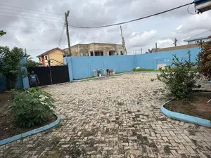 4bdrm House in Awoshie Onyinase, Mangoase for sale