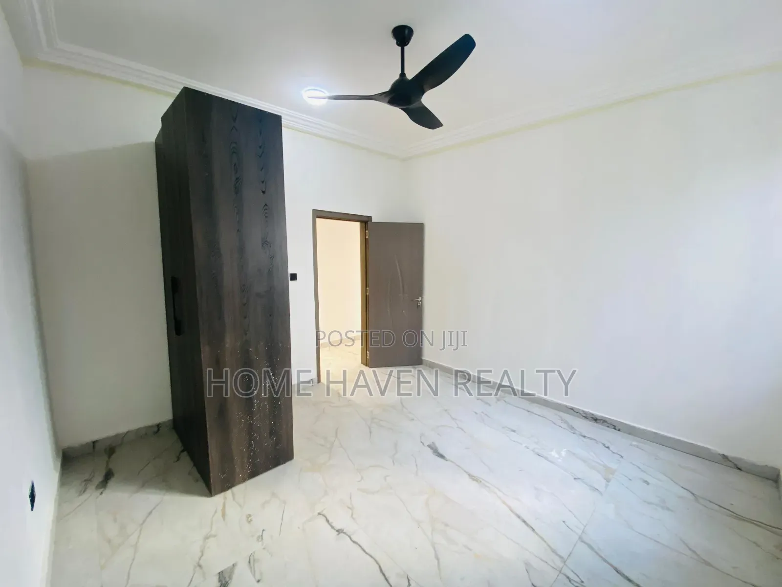 2bdrm Apartment in Abelemkpe, Methodist Church Area for rent