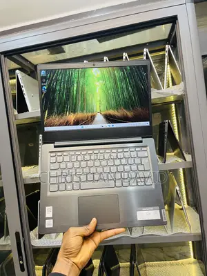 Laptop Lenovo Ideapad 3-14IIL05 8GB Intel Core i3 SSD 256GB
