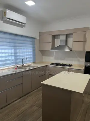 Furnished 4bdrm House in Tesano for rent