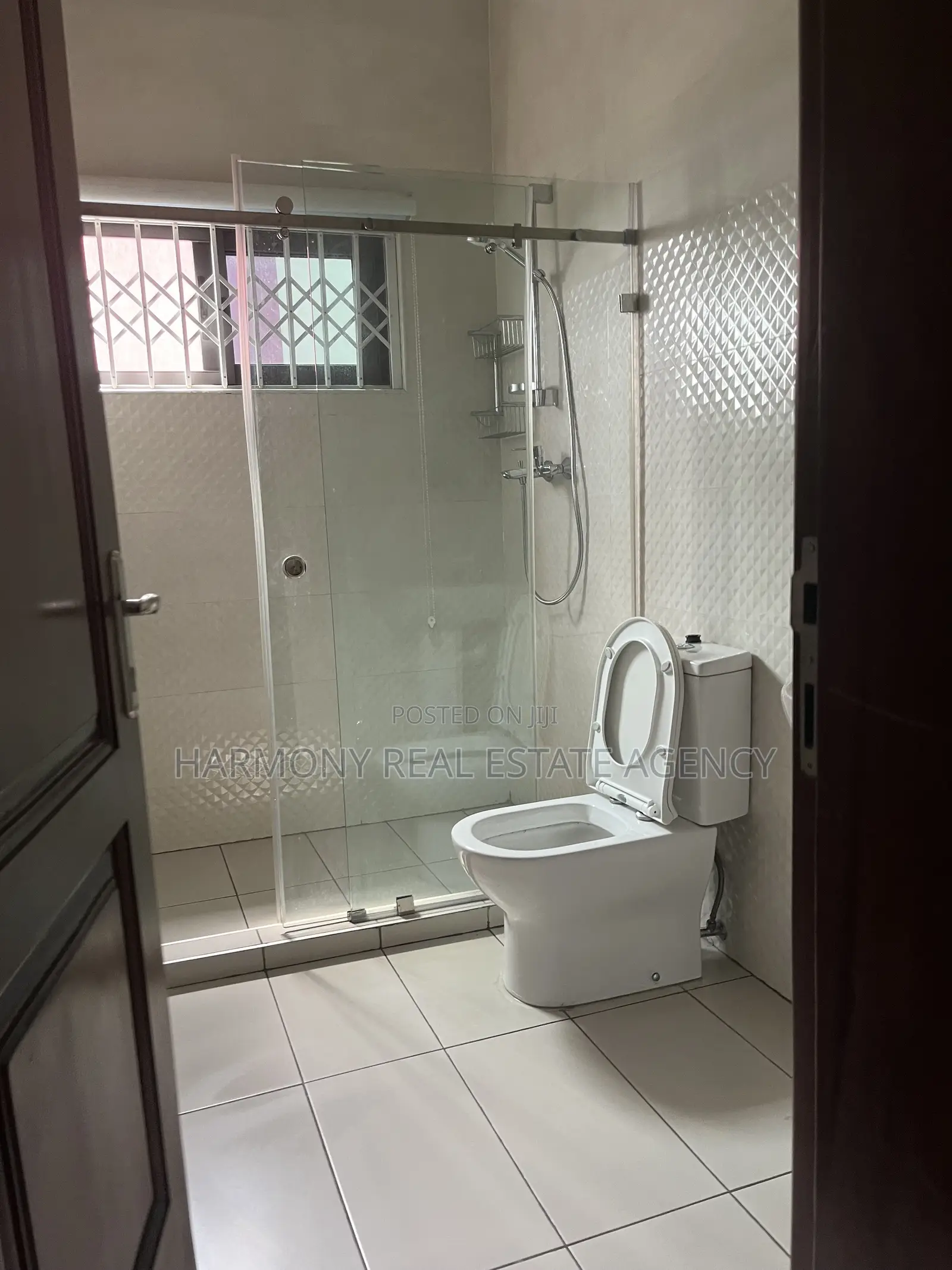 Furnished 4bdrm House in Tesano for rent