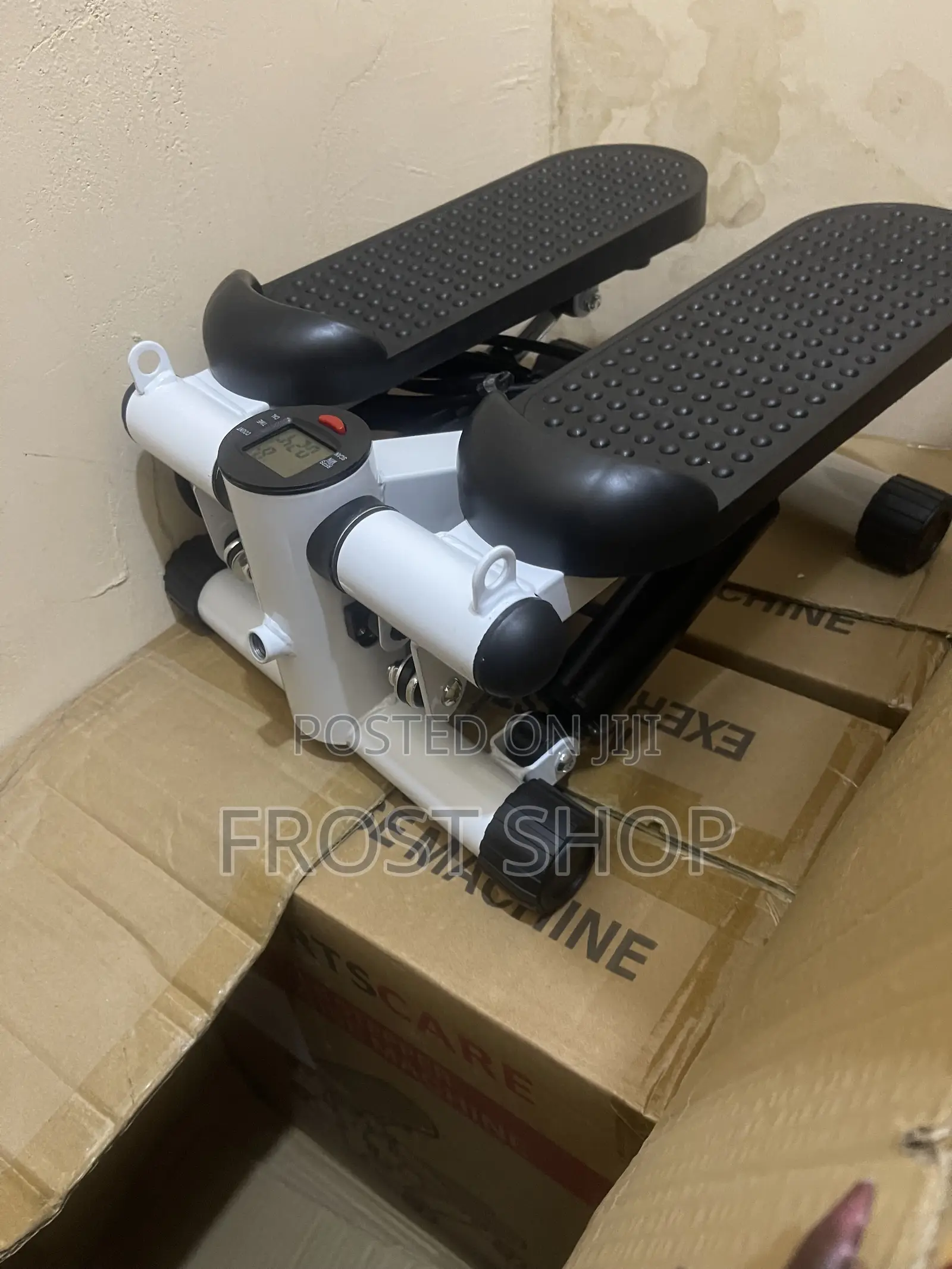 Mini Stepper With Resistance Bands–Portable Stair Stepper Machine