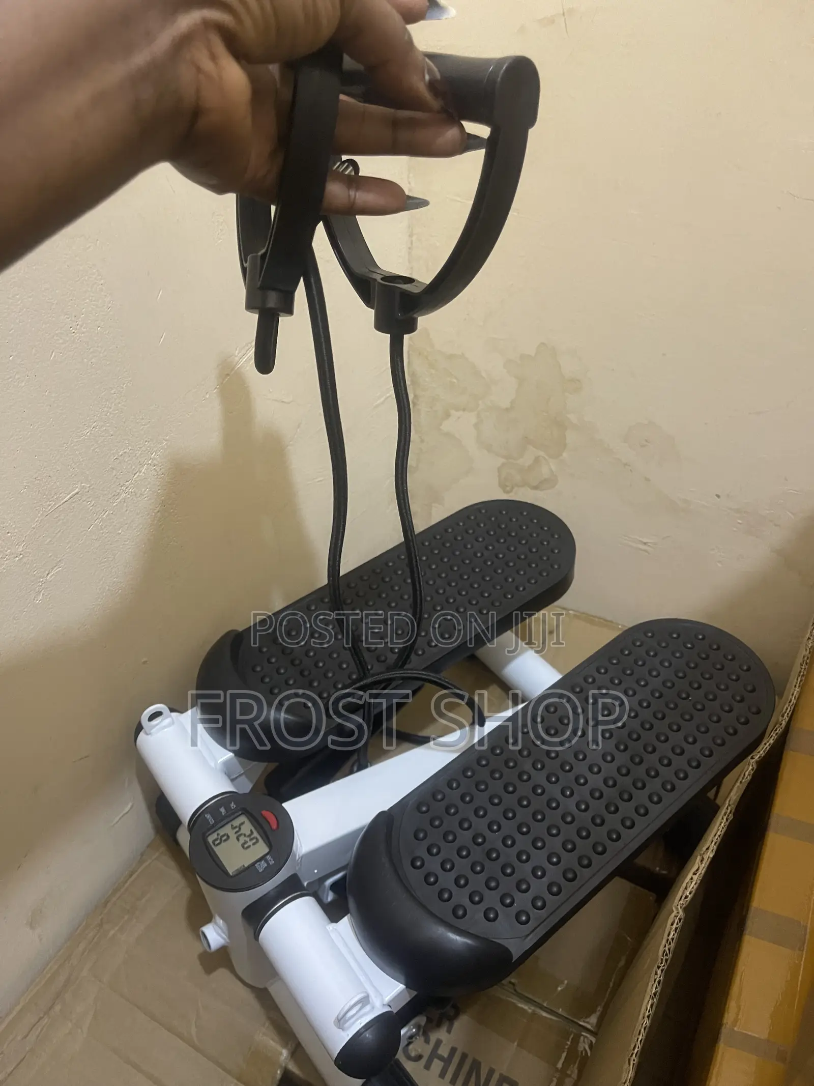 Mini Stepper With Resistance Bands–Portable Stair Stepper Machine
