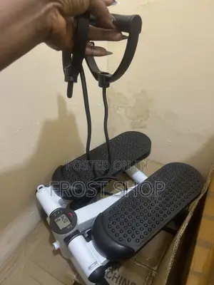 Mini Stepper With Resistance Bands–Portable Stair Stepper Machine