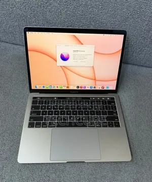 Laptop Apple MacBook Pro 2016 16GB Intel Core i5 SSD 512GB