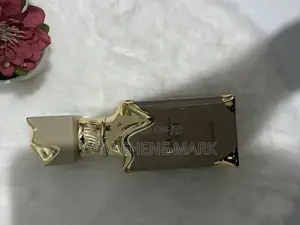 Eclaire Perfume