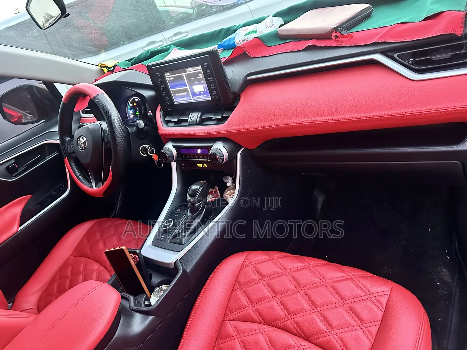 Toyota RAV4 2019 Green