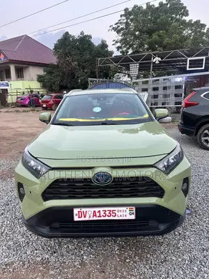 Toyota RAV4 2019 Green