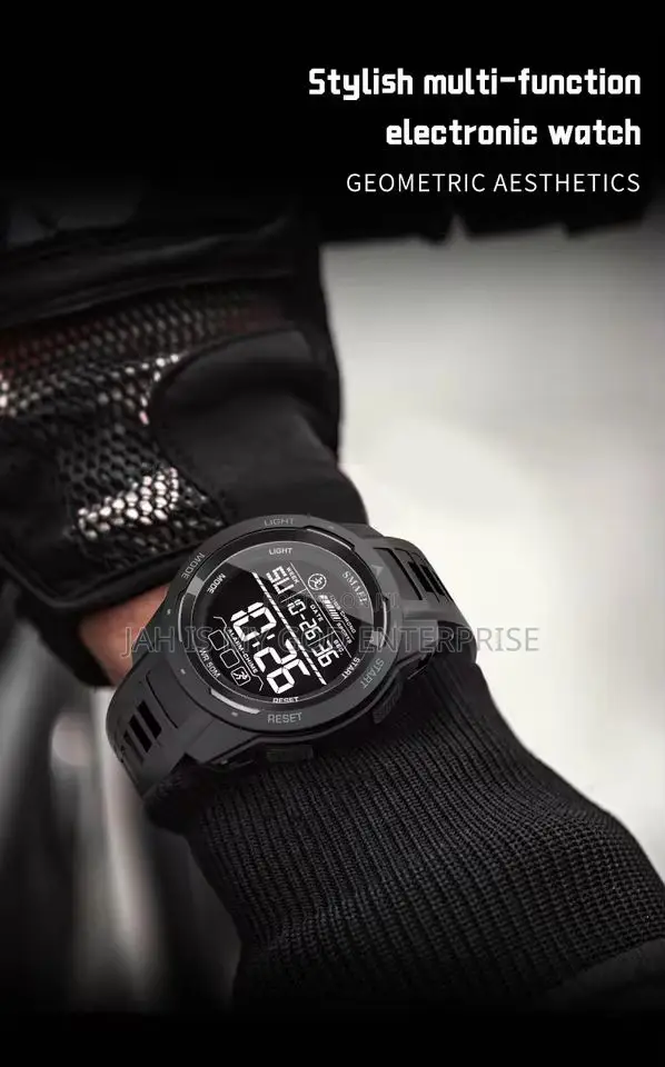 Smael Digital Sports Led Men 50m Waterproof Digital Light Watch-Black