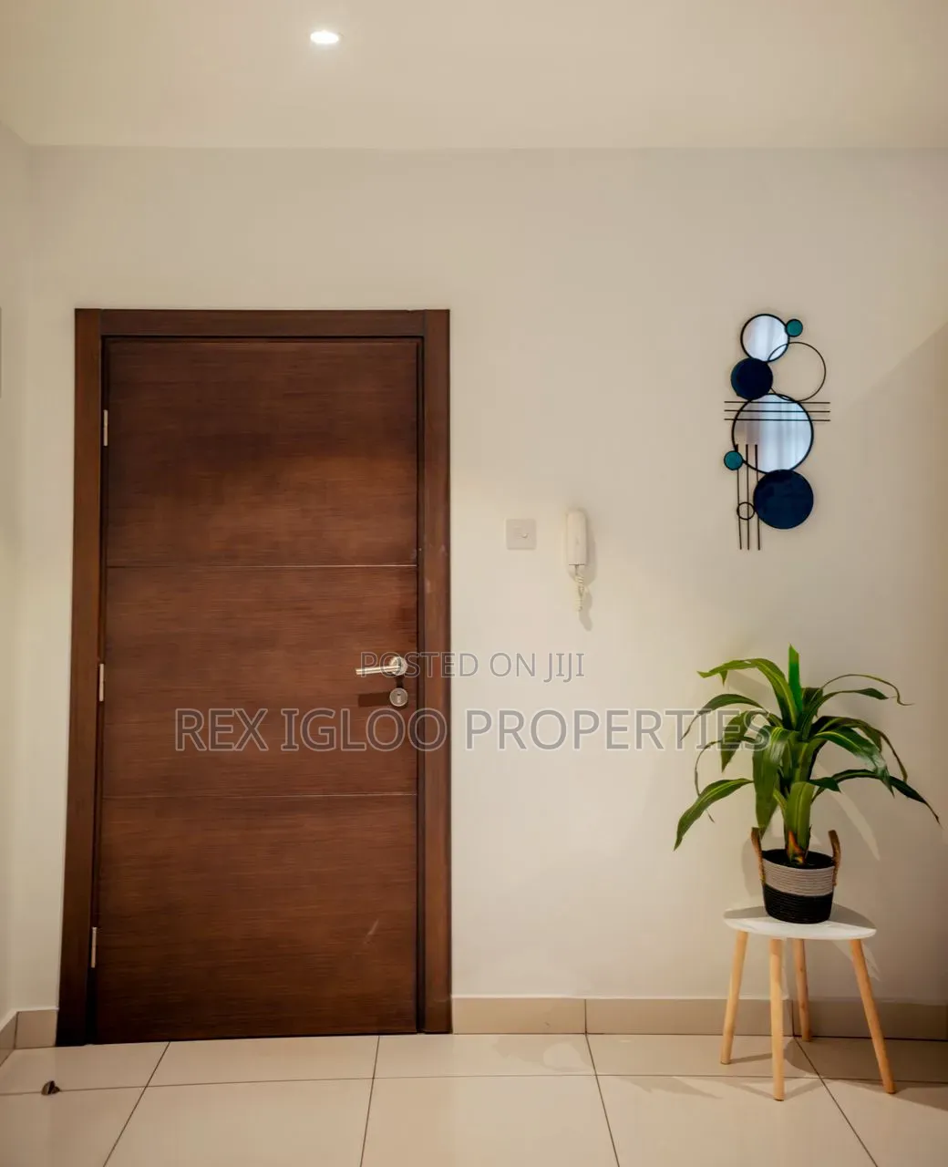 Furnished 1bdrm Apartment in Cantoment, Accra Metropolitan for sale