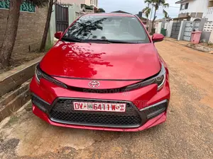 Toyota Corolla XSE 2020 Red