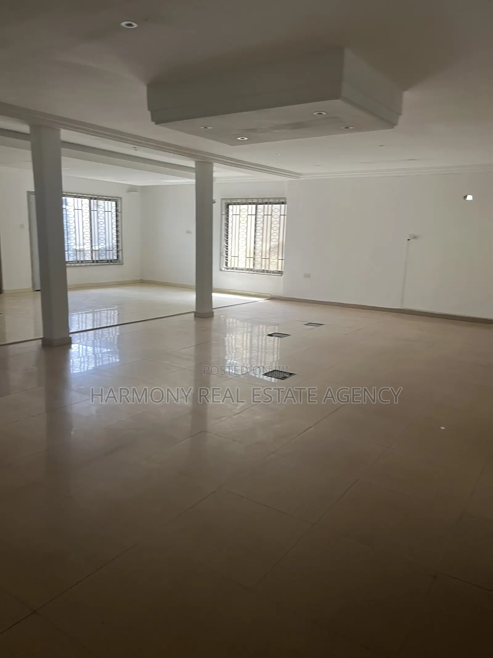 19bdrm House in Abelemkpe for rent