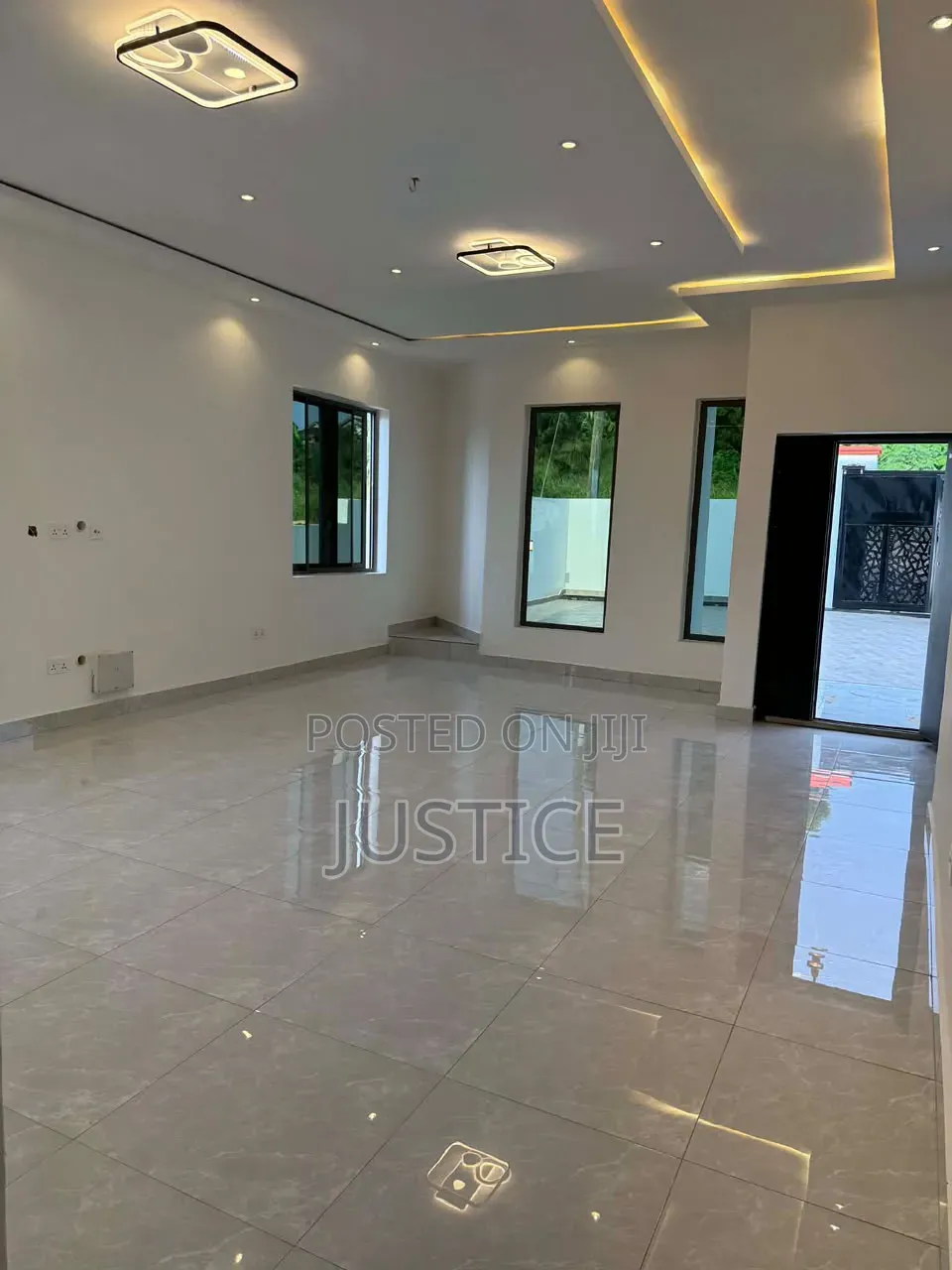 4bdrm House in Acp Pokuase for sale