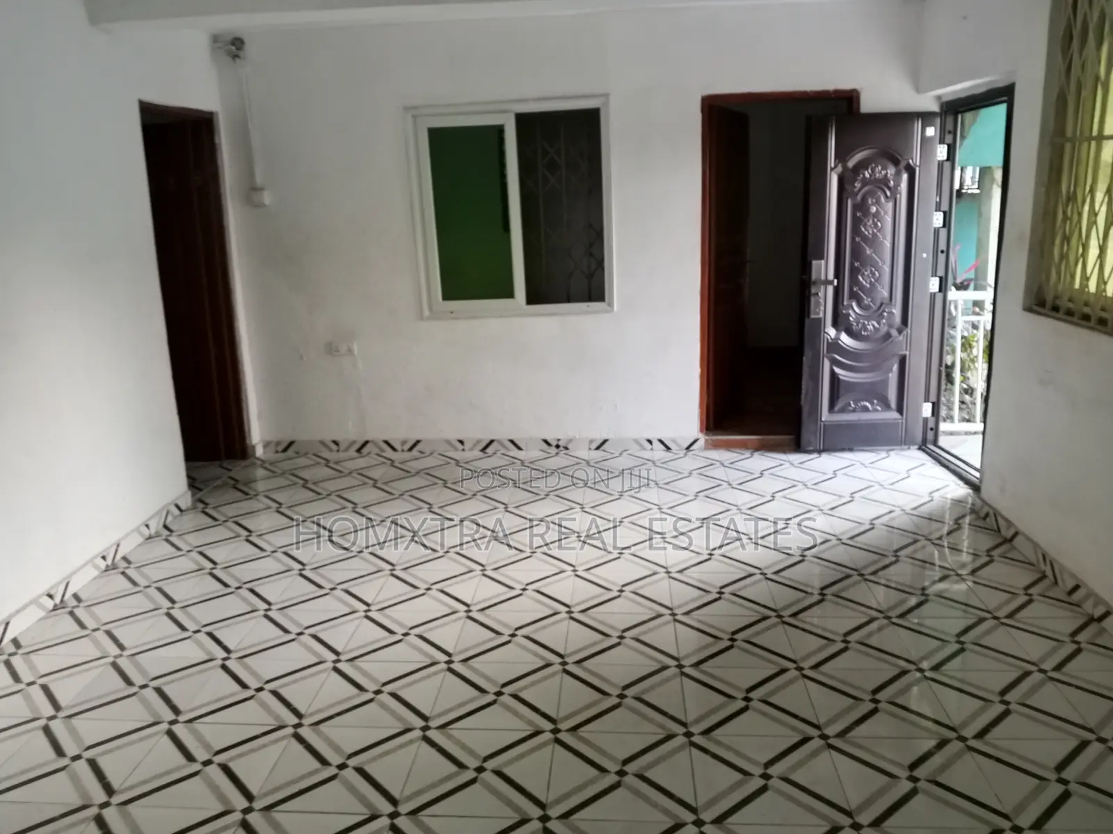 3bdrm Apartment in Homxtra Real Estates, Fan Milk for rent