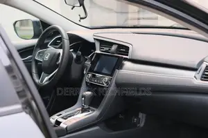 Honda Civic EX 4dr Hatchback (1.5L 4cyl) 2017 Black