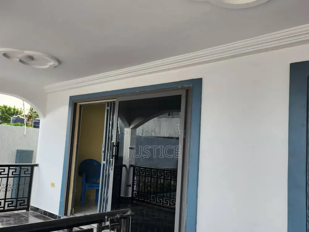 4bdrm House in Spintex, Baatsona Total for rent