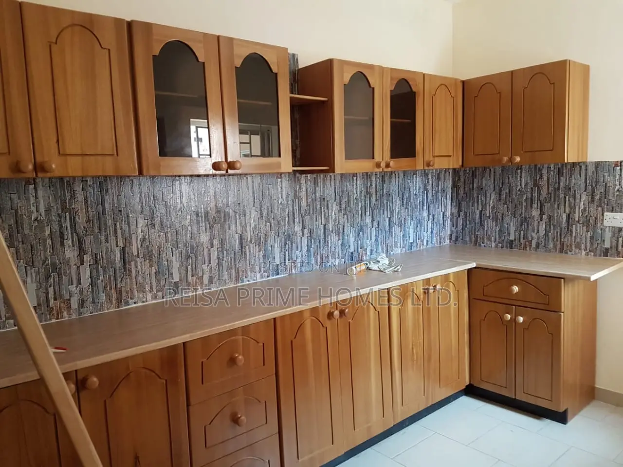 2 Bedroom Semi Detached Extendable to 3 in Devtraco Estate