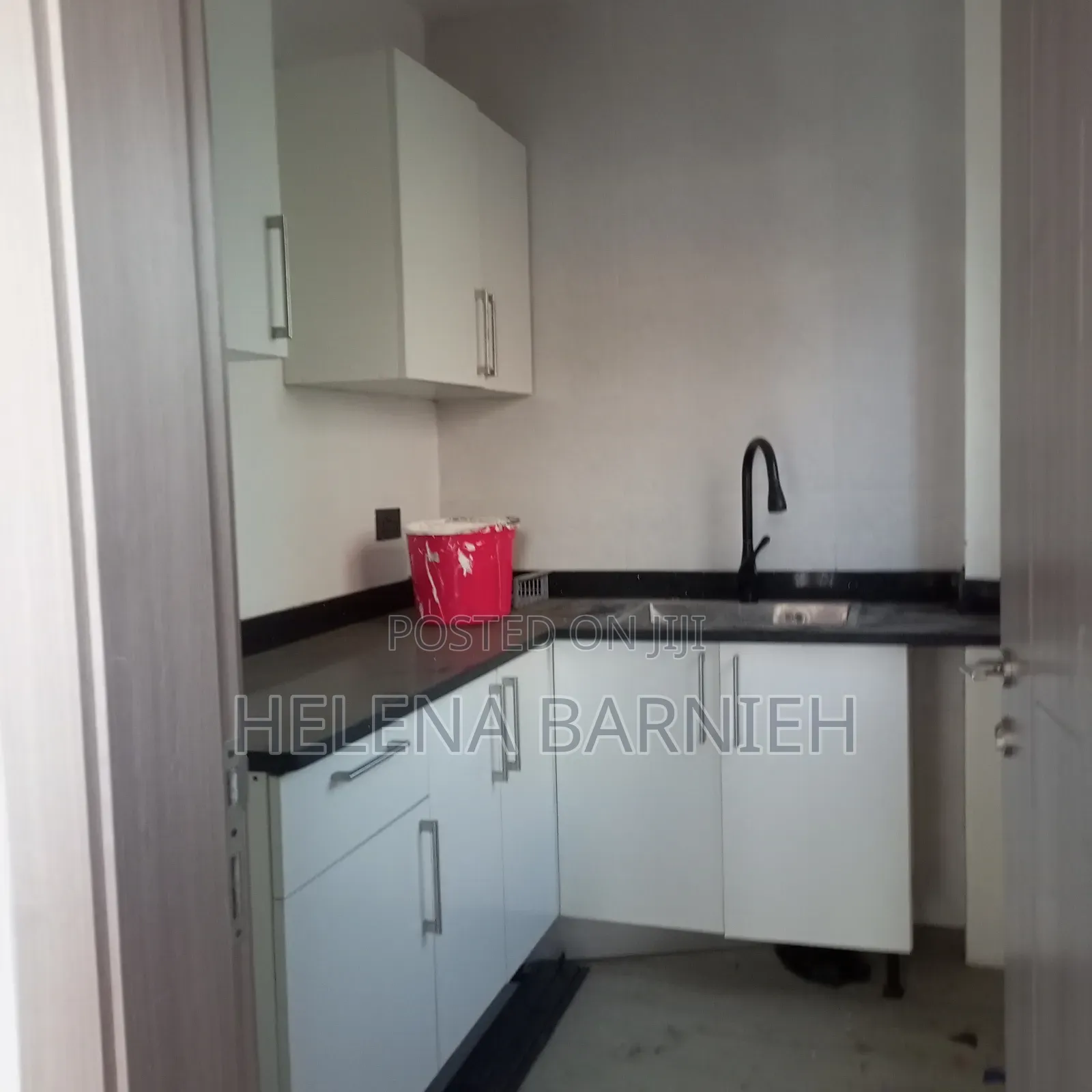 1bdrm Apartment in Helena Estate Agency, CFC Estates for rent