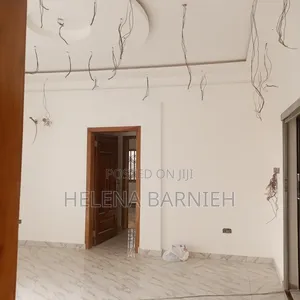 2bdrm Apartment in Helena Estate Agency, Station Area for rent