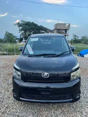 Toyota Voxy 2012 Black