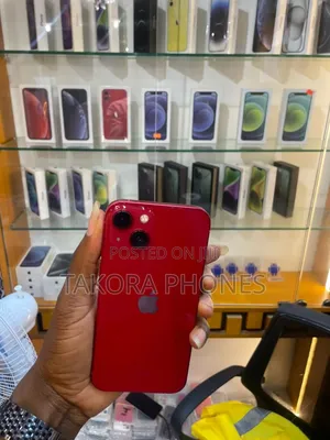 Apple iPhone 13 128 GB Red