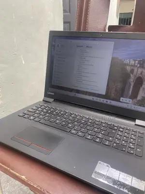 Laptop Lenovo IdeaPad 310 32GB Intel Core i5 SSHD+SSD 1T