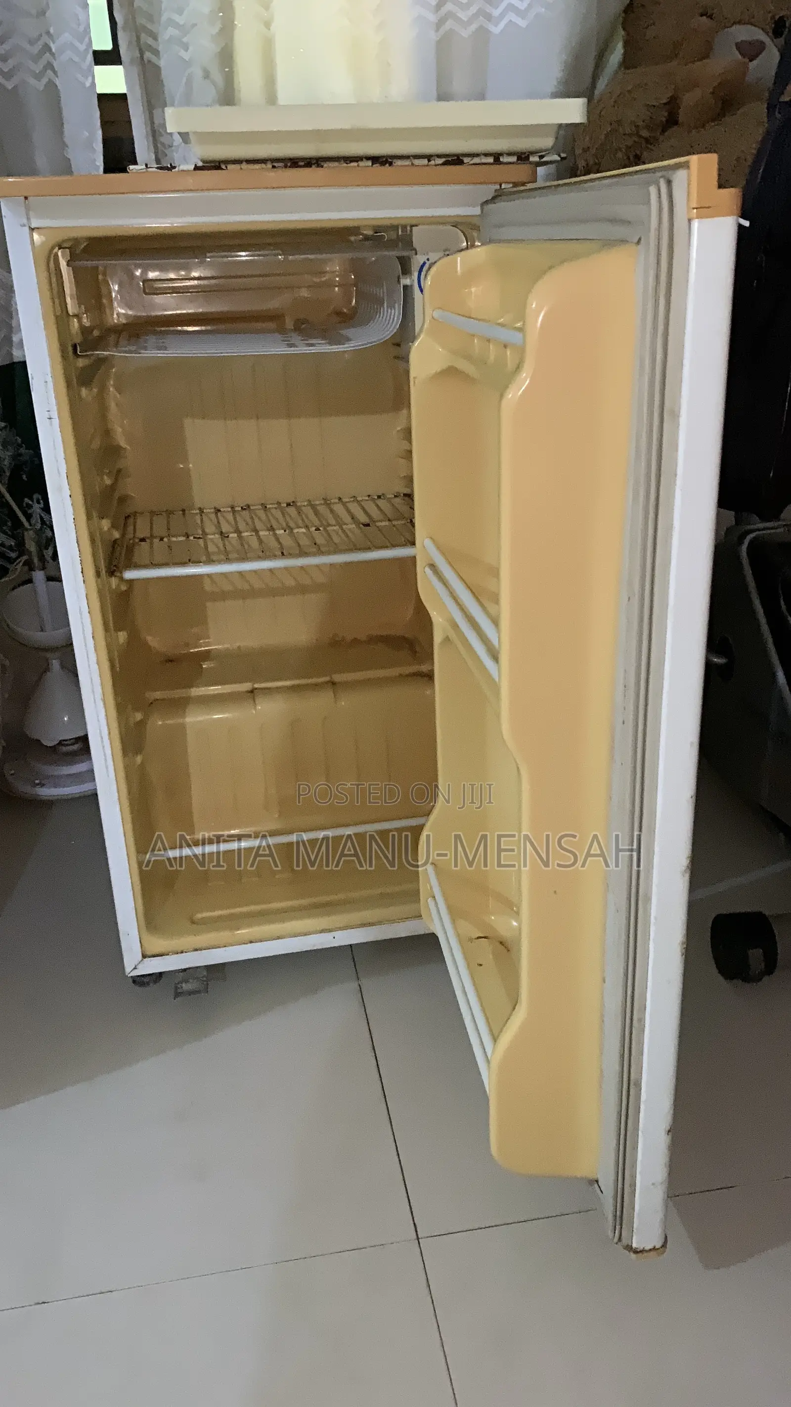 Secondhand Tabletop Fridge