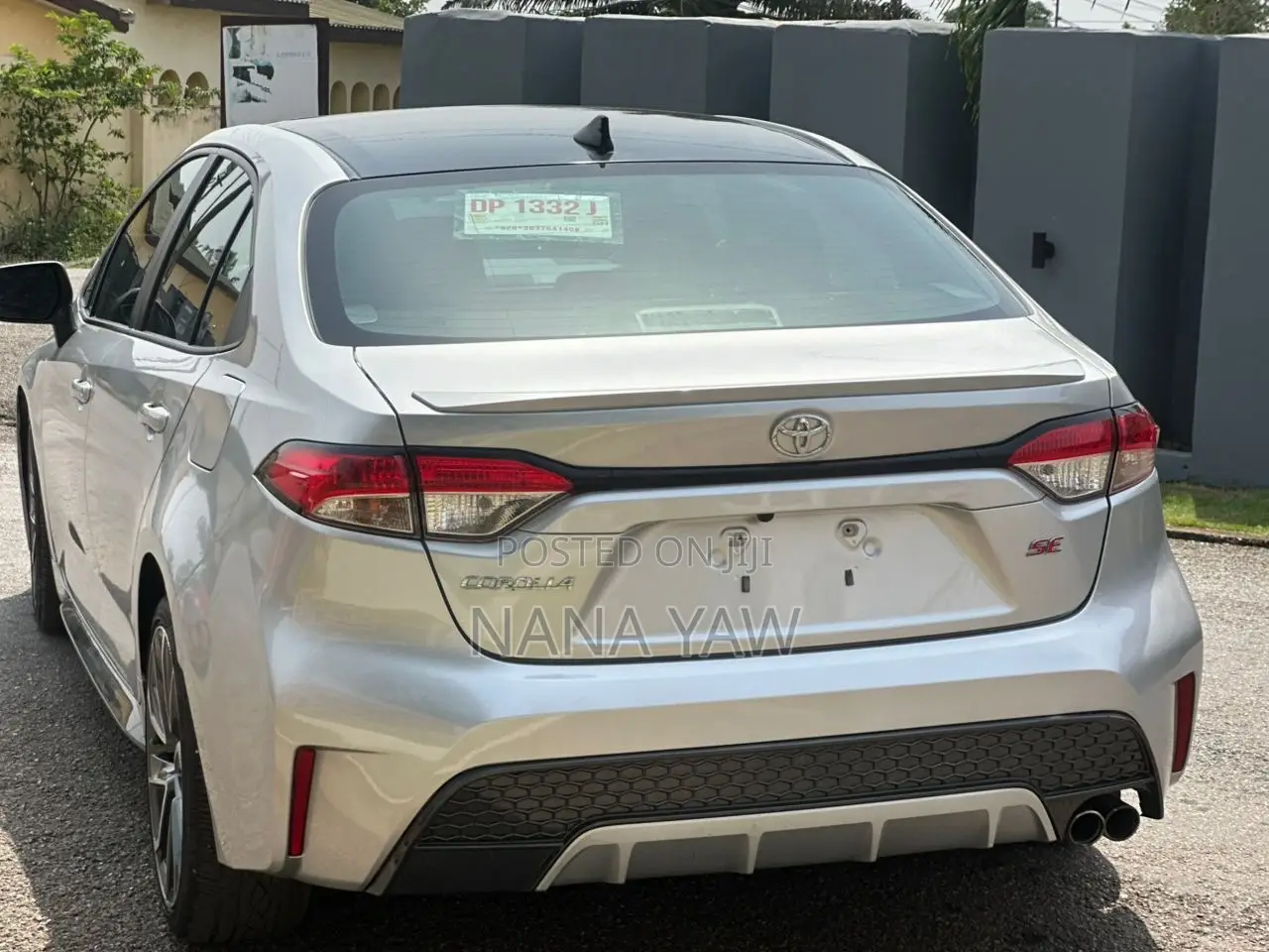 Toyota Corolla SE 2021 Silver
