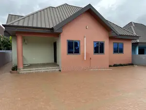 3bdrm Townhouse / Terrace in Maxspinno Properties, Oyarifa for rent