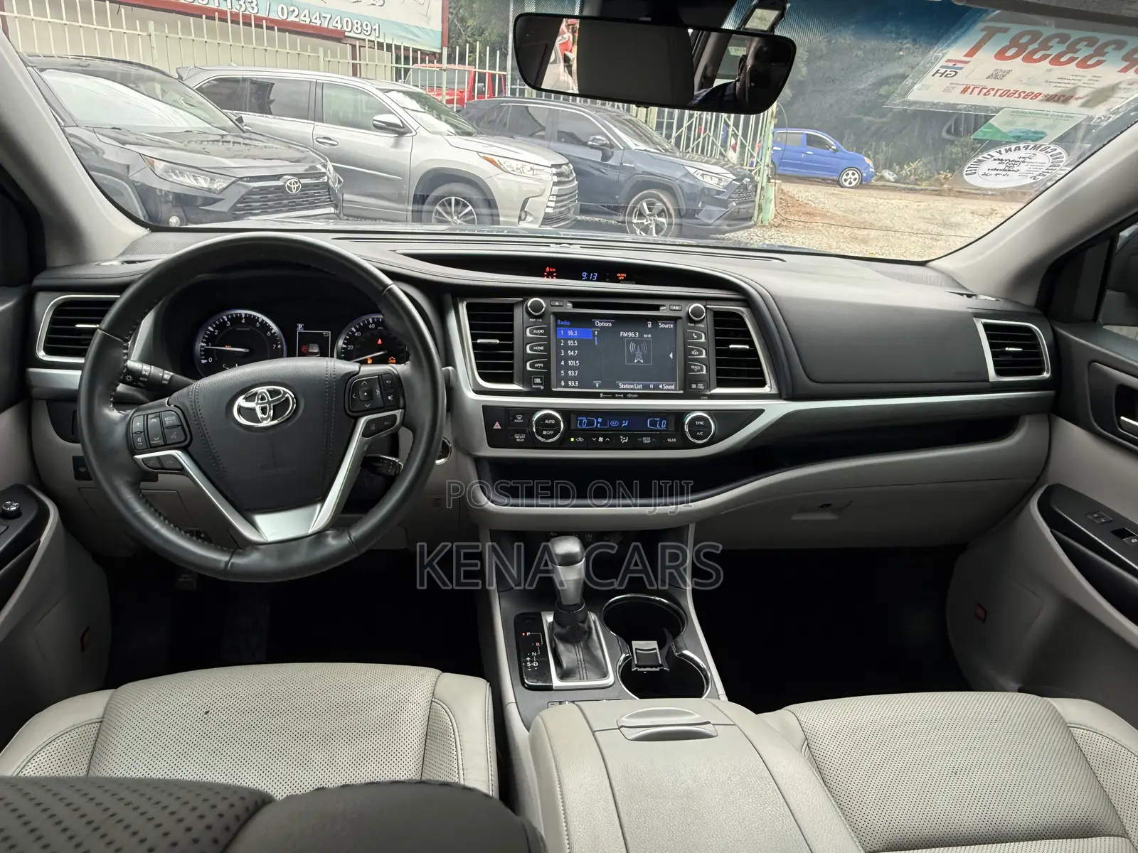 Toyota Highlander XLE 2019 Blue