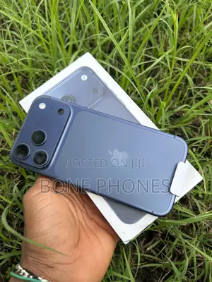 New Apple iPhone 17 Pro Max 512 GB Blue